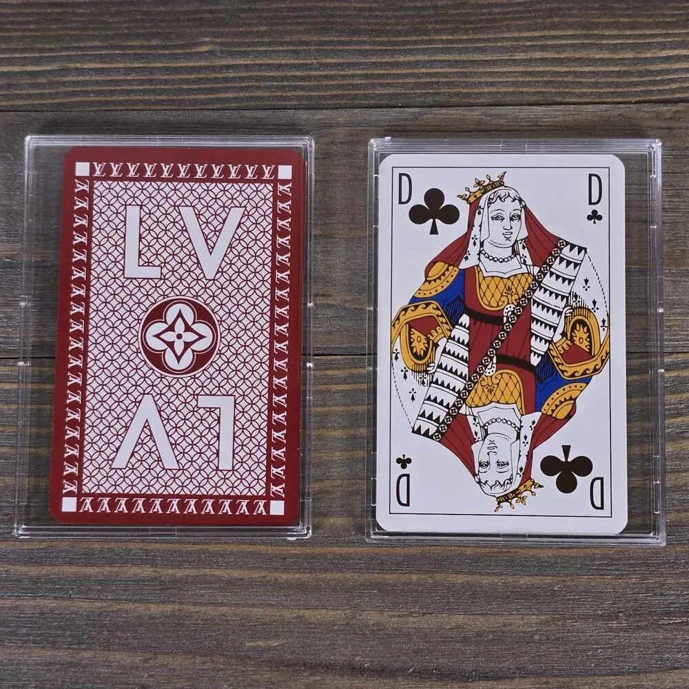 Louis Vuitton playing card - King And Queen Of Clubs In Protective Case.